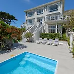 Room With A View For Two In Sunny Cove