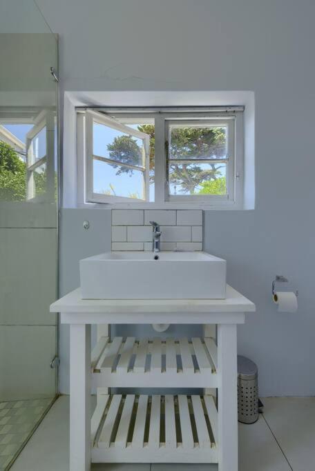 With A View For Two In Sunny Cove *