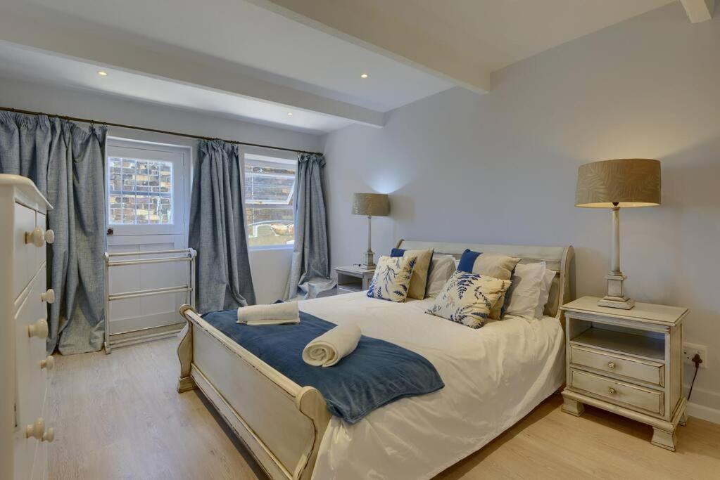 With A View For Two In Sunny Cove Apartment Cape Town